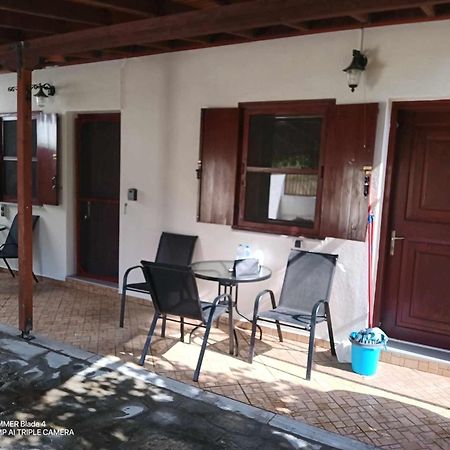 Ab Apartments Самотраки Екстериор снимка